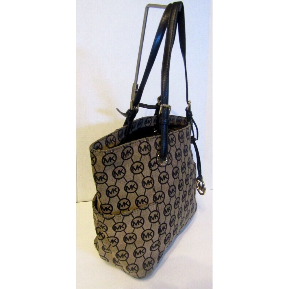 Michael Kors Grayson Tote MK Monogram Shoulder Bag Chic Quiet Luxury - Picture 6 of 11